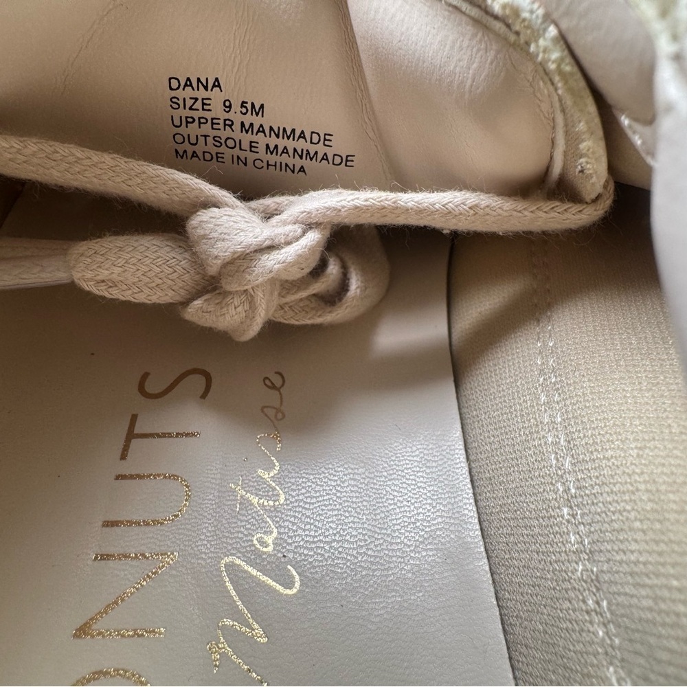 COCONUTS BY MATISSE DANA LOW-TOP SNEAKER - Picture 8 of 8